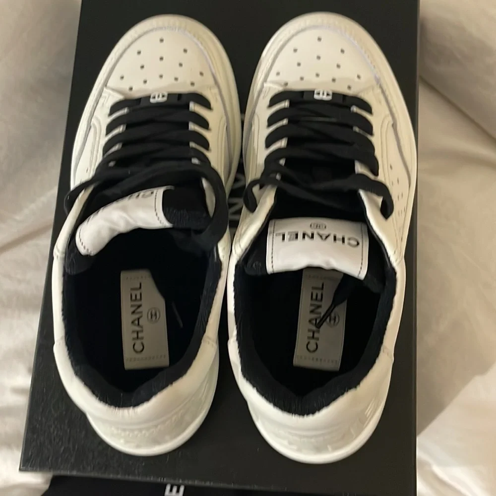 ‼️SOLD‼️ Chanel Logo Sneakers 36.5 - Picture 13 of 13
